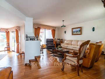 Casa de ensueño en Condominio Cerrado en El Rosario de Peñuelas