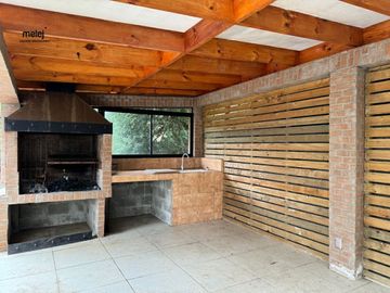 Amplia y Cómoda Casa en Bosques de Montemar, Concón