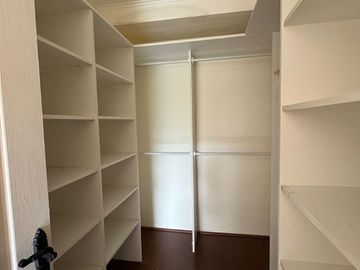 Amplia y Cómoda Casa en Bosques de Montemar, Concón