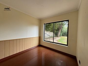 Amplia y Cómoda Casa en Bosques de Montemar, Concón
