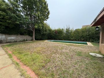 Amplia y Cómoda Casa en Bosques de Montemar, Concón