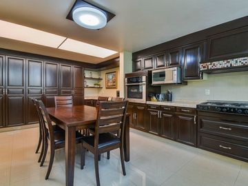 RESIDENCIA EN VENTA, PEDREGAL SAN ANGEL