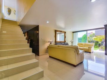 RESIDENCIA EN VENTA, PEDREGAL SAN ANGEL