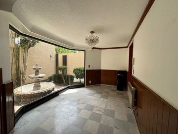 Casa en venta en Fuentes del Pedregal