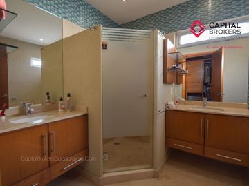 Departamento de Lujo en Venta en Torre Livorno Zapopan Lomas Altas