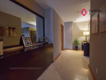 Departamento de Lujo en Venta en Torre Livorno Zapopan Lomas Altas