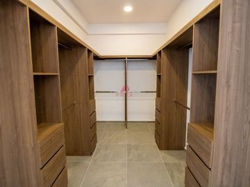 Casa  en Venta  Bosques Vallarta, Zapopan, Jal