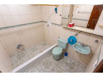 Villaflora, Casa Comercial  y Local en Venta, 461.01m2
