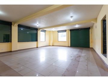 Villaflora, Casa Comercial  y Local en Venta, 461.01m2