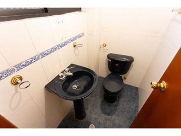 Villaflora, Casa Comercial  y Local en Venta, 461.01m2
