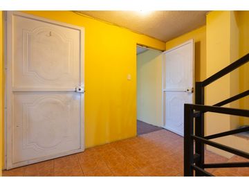Villaflora, Casa Comercial  y Local en Venta, 461.01m2