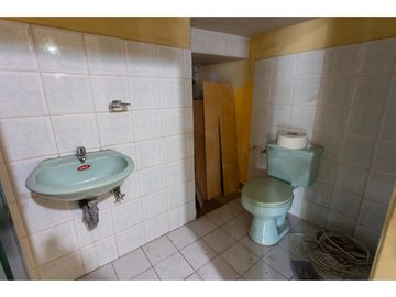 Villaflora, Casa Comercial  y Local en Venta, 461.01m2