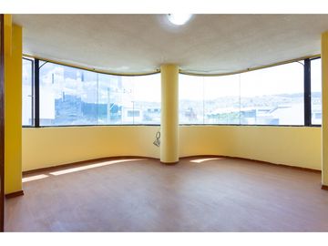 Villaflora, Casa Comercial  y Local en Venta, 461.01m2