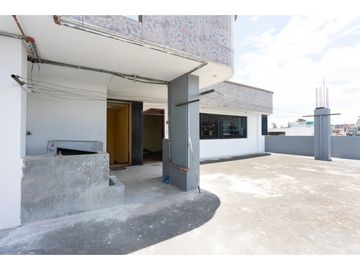 Villaflora, Casa Comercial  y Local en Venta, 461.01m2