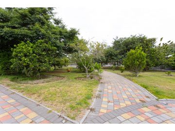Guayllabamba, Proyecto Casa Club en Venta, 18 Suite, 43m2 c/u