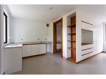 Guayllabamba, Inversión Casa Club en Venta, 18 Suite, 60m2