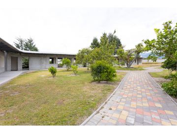 Guayllabamba, Inversión Casa Club en Venta, 18 Suite, 60m2