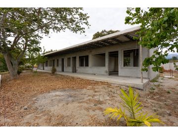 Guayllabamba, Inversión Casa Club en Venta, 18 Suite, 60m2