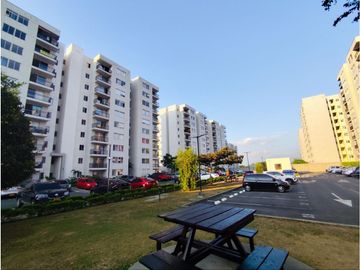 SE VENDE HERMOSO APARTAMENTO EN KACHIPAY C.R LANTANA- CALI