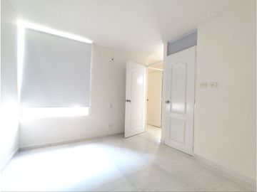 SE VENDE HERMOSO APARTAMENTO EN KACHIPAY C.R LANTANA- CALI
