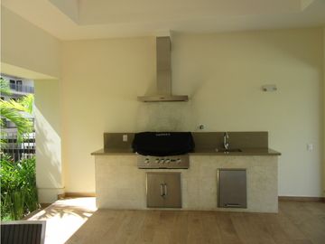 Vendo Apartamento en River Valley con vista a las montañas