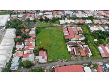 SE VENDE O ALQUILA LOTE EN JUAN DIAZ