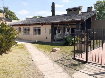 Casa en venta en Castelar Sur