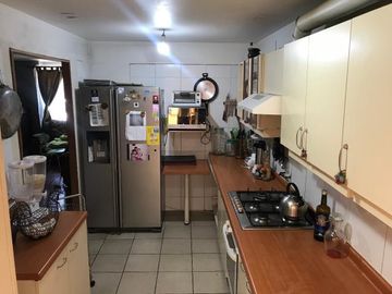 Lautaro/Calle Esdras - Casa - Venta