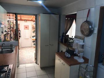 Lautaro/Calle Esdras - Casa - Venta