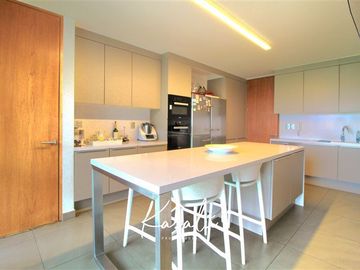 Departamento en Venta en Vía Aurora