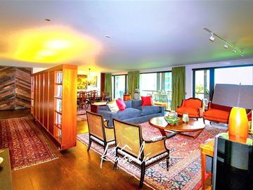 Departamento en Venta en Vía Aurora