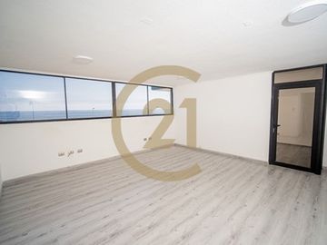 Departamento en Edificio Los Delfines