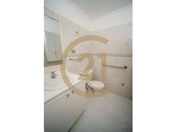 Departamento en Edificio Los Delfines
