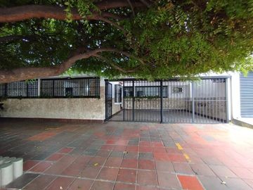 CASA en ARRIENDO/VENTA en Cúcuta B. CAOBOS