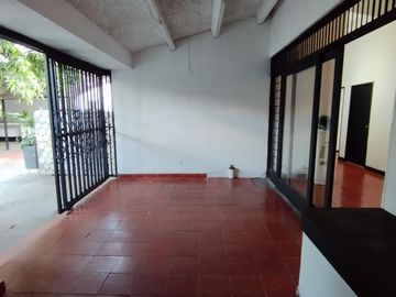 CASA en ARRIENDO/VENTA en Cúcuta B. CAOBOS