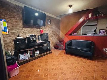 Casa en Venta en C.valle Central con Acceso Sur