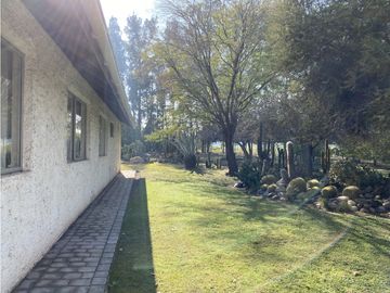 VENTA PARCELA CON CASA  Y PARQUE - CALERA DE TANGO 15 HS