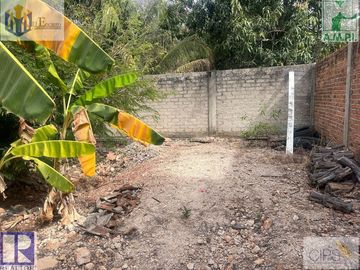 Se vende casa cerca de Las Varas