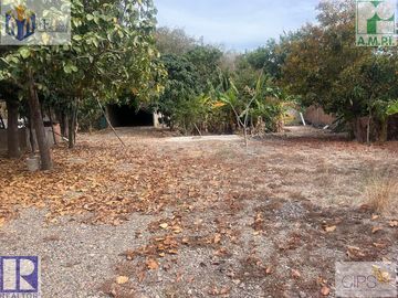 Se vende casa cerca de Las Varas