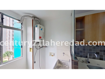 VENTA APARTAMENTO ALIZARES, LOMA DE LOS BERNAL  Código 131285