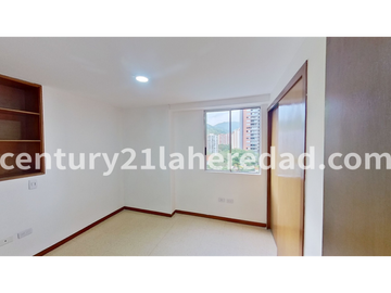 VENTA APARTAMENTO ALIZARES, LOMA DE LOS BERNAL  Código 131285