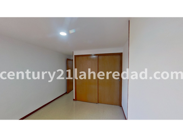 VENTA APARTAMENTO ALIZARES, LOMA DE LOS BERNAL  Código 131285