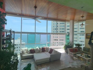 ESPLENDIDO PH FRENTE A PLAYA COSTA AZUL