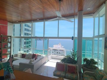 ESPLENDIDO PH FRENTE A PLAYA COSTA AZUL