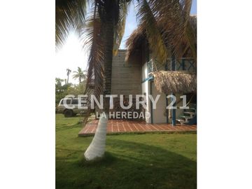 VENTA CABAÑA EN MOÑITOS, CORDOBA. COD: 125327