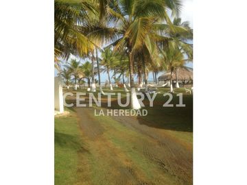 VENTA CABAÑA EN MOÑITOS, CORDOBA. COD: 125327