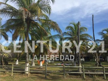 VENTA CABAÑA EN MOÑITOS, CORDOBA. COD: 125327