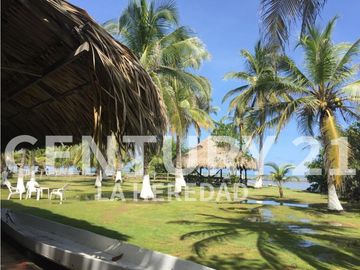 VENTA CABAÑA EN MOÑITOS, CORDOBA. COD: 125327