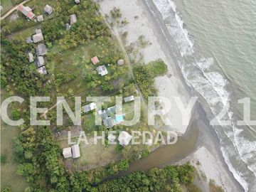 VENTA CABAÑA EN MOÑITOS, CORDOBA. COD: 125327