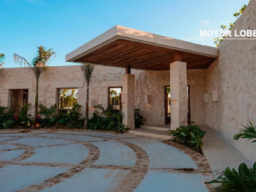 CASA EN RESIDENCIAL DE LUJO LOSANTOS 